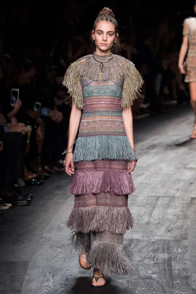 Look 81